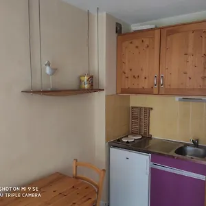 Proche Appartement La Londe-les-Maures