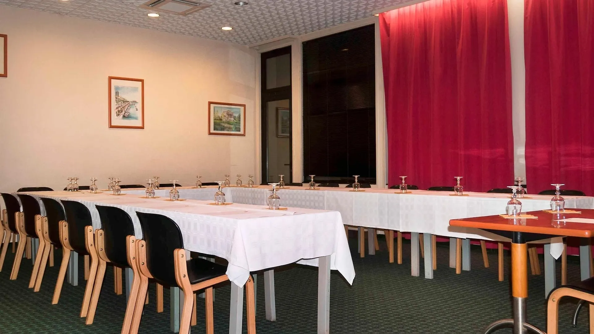 ***  Hotel ibis Le Puy-en-Velay Centre France