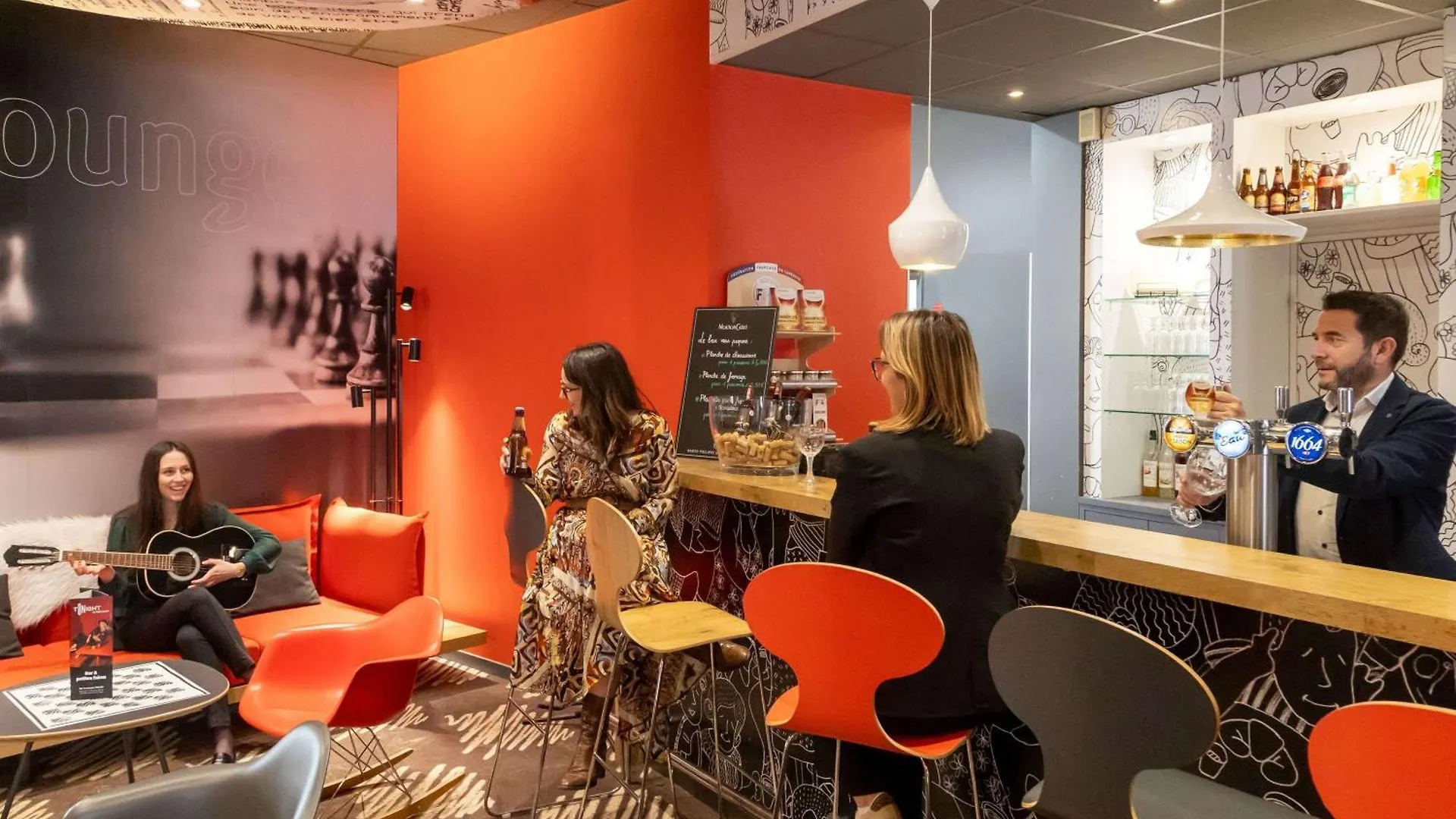 Ibis Le Puy-En-Velay Centre Hotell 3*,